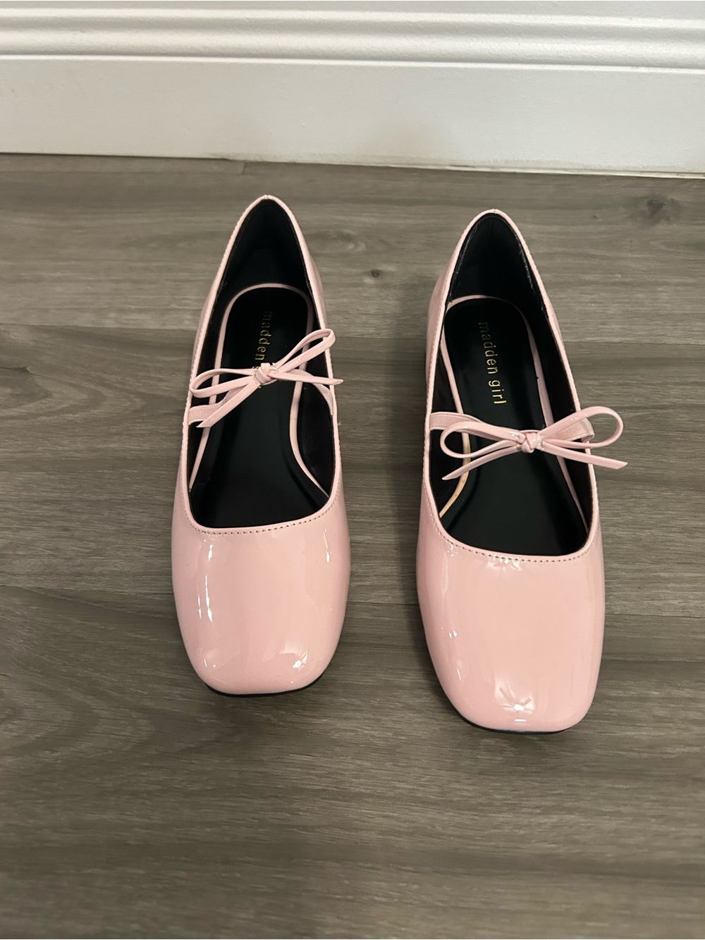 Madden Girl Pink Patent Ballet Flats,Like New , size 8